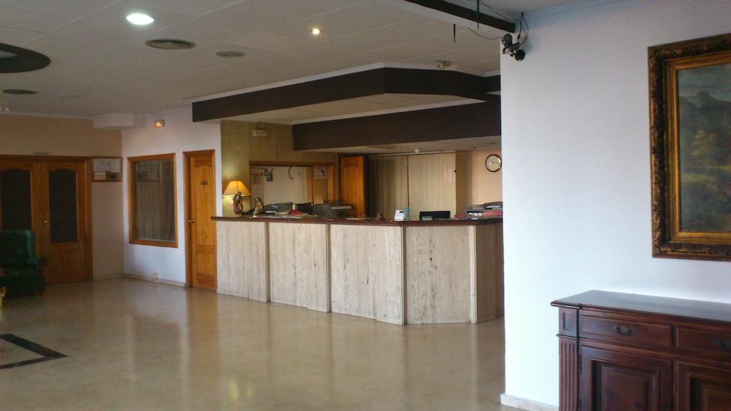 Hotel Reconquista Алзира Екстериор снимка